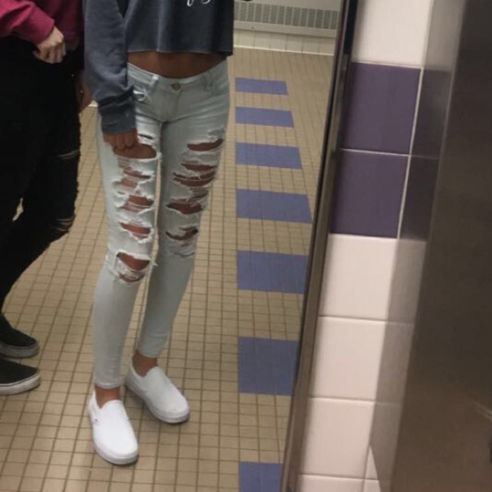 American eagle super distressed jeggings